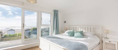 Iron/ironing board, travel cot, WiFi, bed sheets