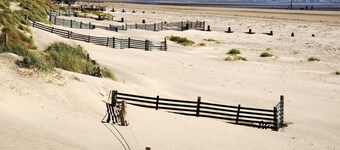 Stylish West Wittering Retreat Near Beach – Thessaly, Sleeps 8, Pet Friendly