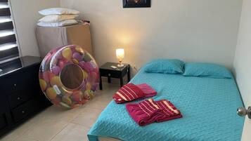 Acesso à internet, roupa de cama