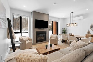 Smart TV, chimenea
