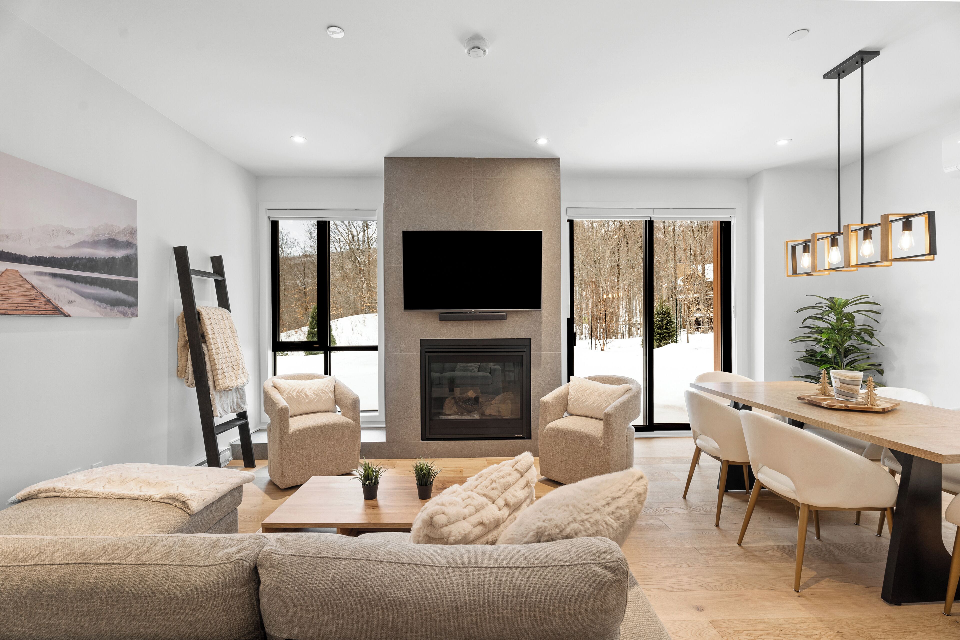 公寓客房 | 起居區 | 智慧型電視