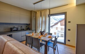 Dining - Residenza panoramica 2 (Ponte di Legno)