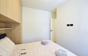 Tabla de planchar con plancha y wifi gratis 