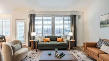 TV, fireplace, foosball, books