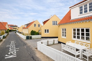 Front of property - GBH - Central Skagen Townhouse (Skagen)
