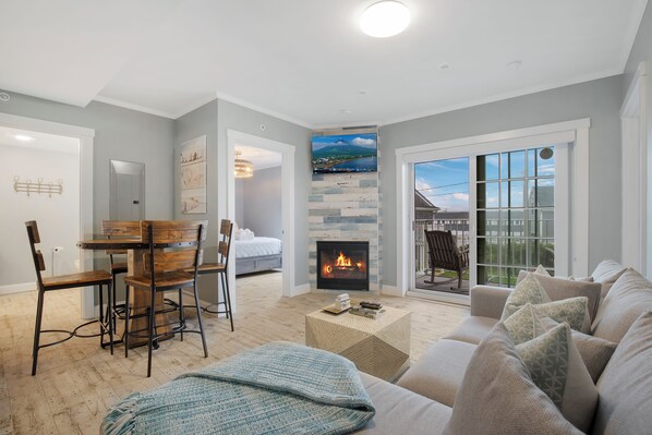 Smart-tv en een open haard