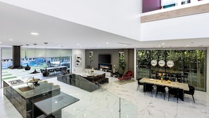 House (6 Bedrooms) | Bahagian dalam