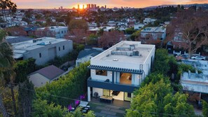 House (6 Bedrooms) | Interior - Private LA Retreat w/ Pool, Hot Tub & Fire Pit Near Melrose Ave The Martel House by Avantstay (Los Angeles)