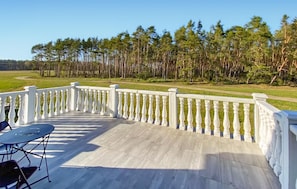 Outdoor dining - Awesome home in Nowe Warpno with WiFi (Nowe Warpno)