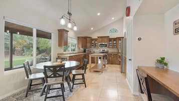 Quadruple Room | Private kitchen