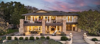 Ten-acre Wine Country Estate Near Paso Robles w/ Pool & Views El Pomar Estate by Avantstay