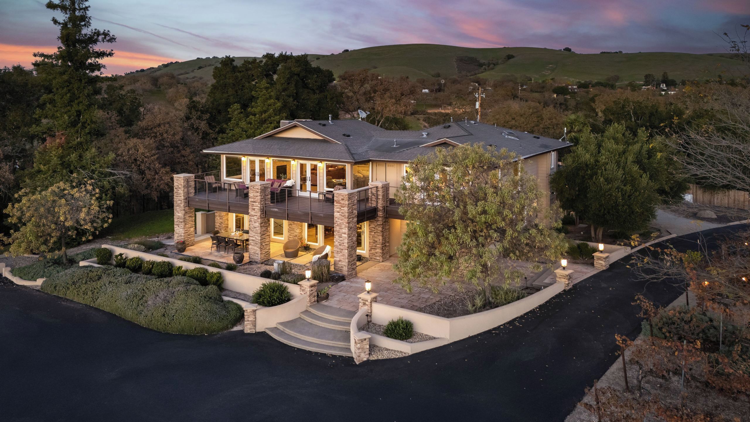 Casa (Multiple Bedrooms) | Parte interna