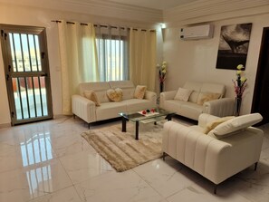 Living area - STUDIO HAPPY HOME (Dakar)