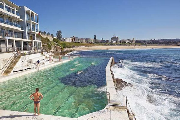The famous Bondi Beach only minutes from the apartment