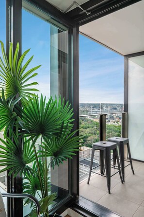 Interior - Stylish CBD Apartment Near Theatres & MCG (Melbourne)