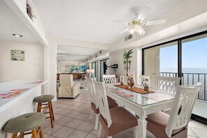 Dining - 2 BR Condo w/ Sunrise and Sunset Views (Ocean City)