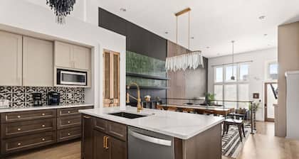 Centennial Quarters Combo 2 homes, 1 easy booking