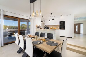 Dining - Villa Magnus Vareški (Istria - Veliki Vareški) (Veliki Vareški)