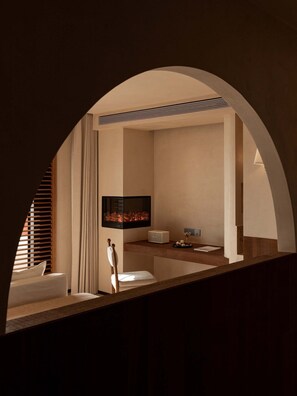 Romantic Double Room, Patio, Sea View | Minibar, desk, laptop workspace, blackout drapes - Dayoo Hotel Resort (Dali)