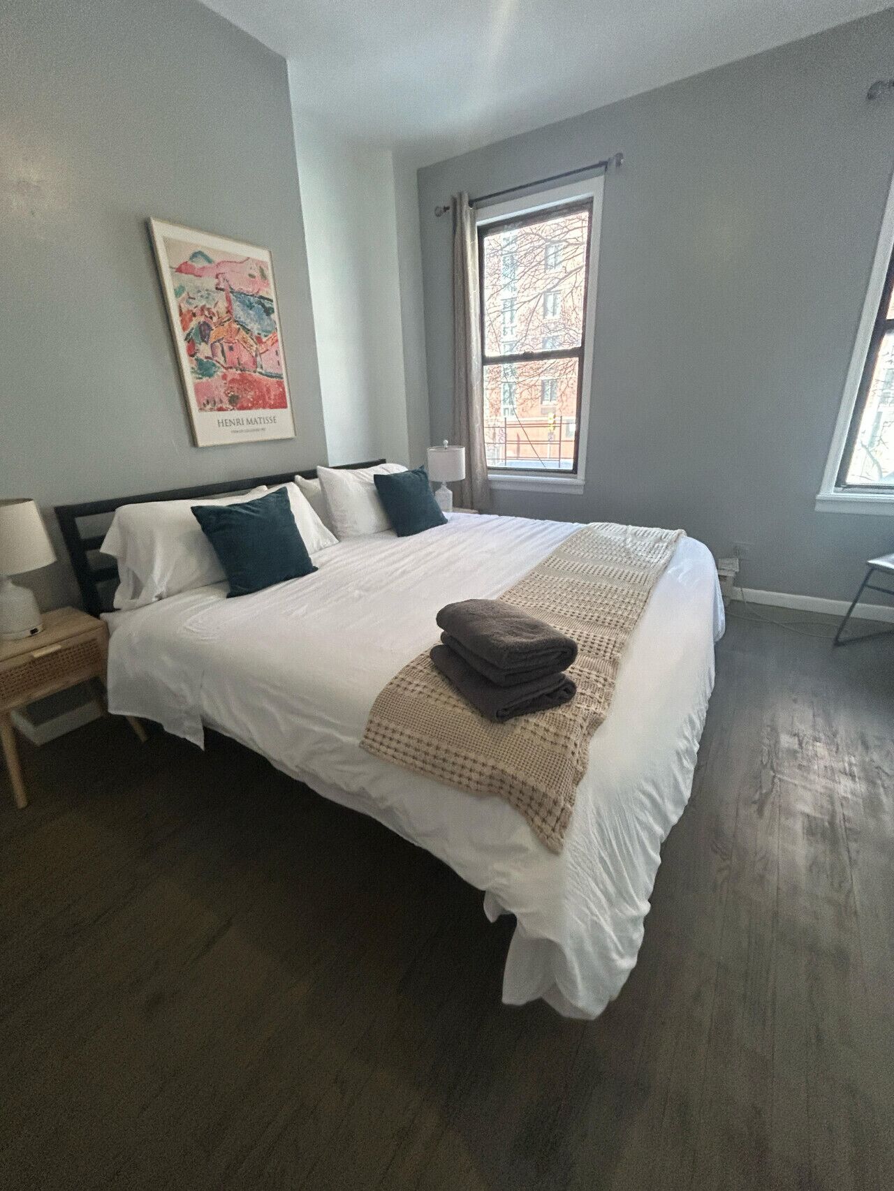 3 bedrooms, iron/ironing board, free WiFi, bed sheets