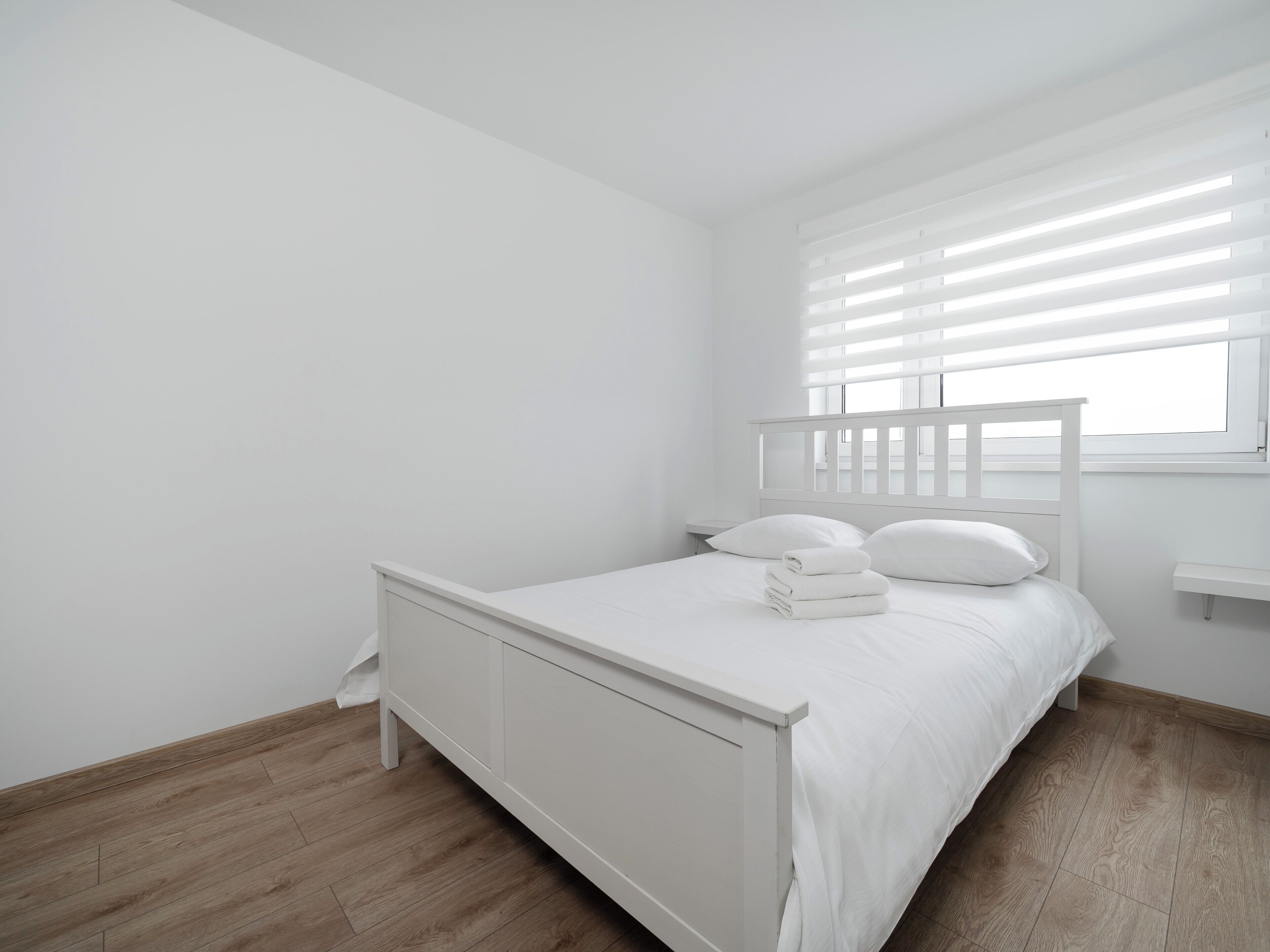 Strykejern/-brett og sengetøy