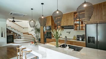 Luxury Villa, 3 Bedrooms, Pool View | Private kitchen