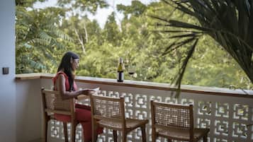 Luxury Villa, 3 Bedrooms, Pool View | Living area