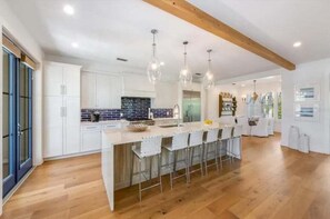 Interior - A Shore Thing: On Canal! Pool Spa!  Rooftop Deck by Anna Maria Life Vacation Rentals (Anna Maria)