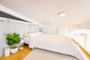 Schreibtisch, Bügeleisen/Bügelbrett, WLAN, Bettwäsche