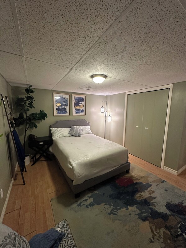 1 bedroom, free WiFi, bed sheets