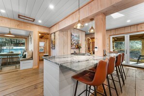 Interior - Charming 3-bedroom option Evergreen Falls (Cashiers)
