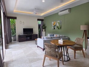 Interior - Villa Athena 2 - Love, Leisure, and Bali Charm (Denpasar)