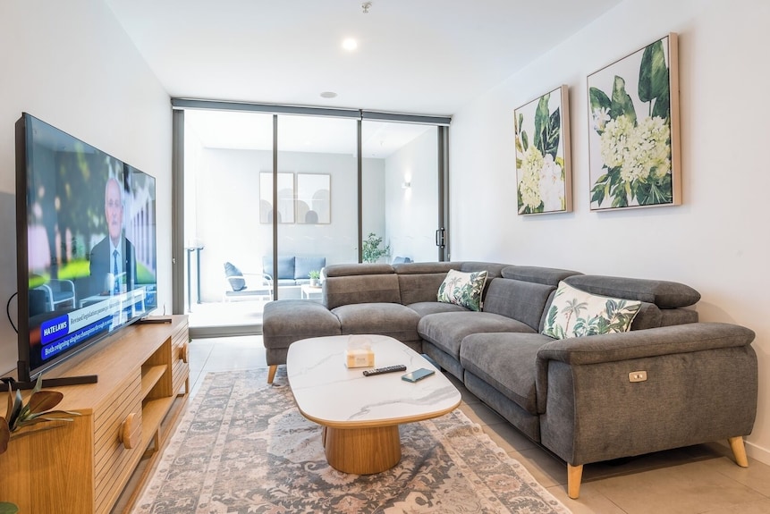 City-center Cozy 2bdr Apartment With Parking - Milton