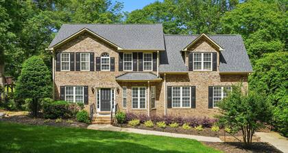 3 Story Waterfront Brick Home w Brand New Pool/Spa, foosball, ping pong and much more