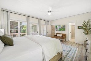 4 chambres, fer et planche à repasser, lit parapluie, Wi-Fi gratuit