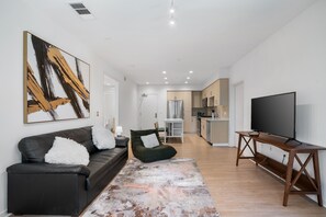 Smart TV - Elegant New 2BR Luxury Home in Irvine (Lake Forest)