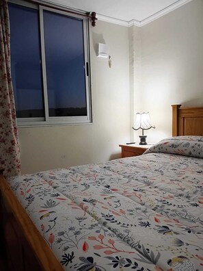 Accès Internet, draps fournis