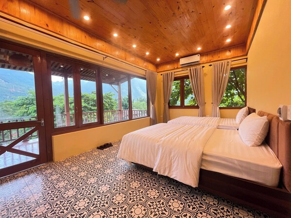 Panoramic Quadruple Room