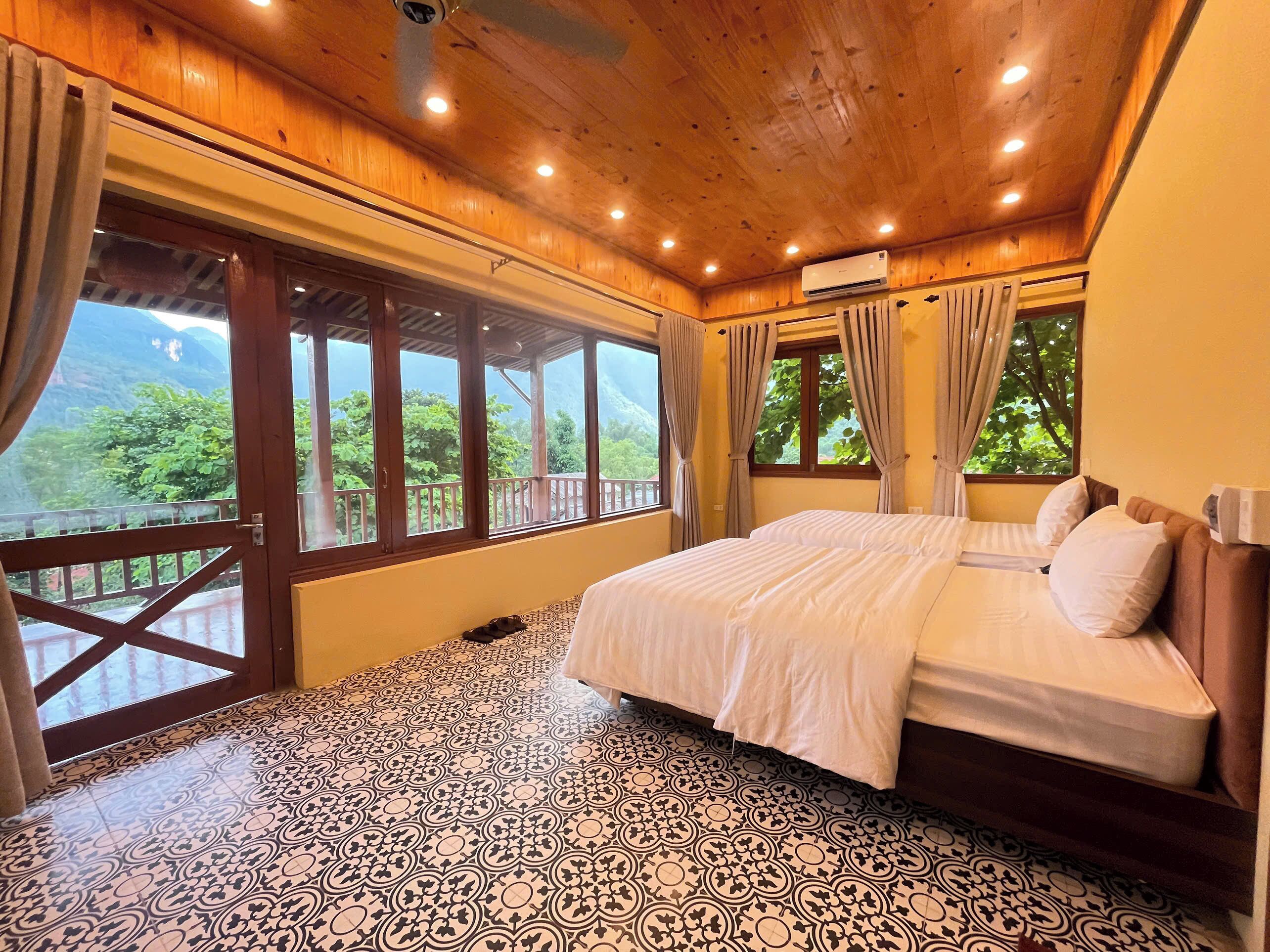 ห้องดีลักซ์ดับเบิล, วิวภูเขา | โต๊ะทำงาน, Wi-Fi ฟรี