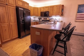 Fridge, microwave, oven, stovetop - Sunny Jay Peak ski-in/ski-out condo w/ fireplace! (Jay)