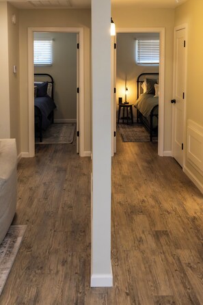 2 bedrooms, iron/ironing board, WiFi, bed sheets - Charming Newly Renovated 2BR Farmhouse on 1 acre with Covered Parking and Wi-Fi. (Lumberton)