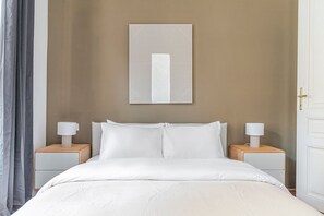 Iron/ironing board, WiFi, bed sheets - Blueground | Neubau, view, nr MuseumsQuartier (Vienna)