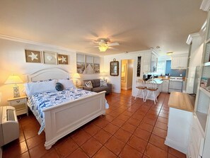 Fer et planche à repasser, Wi-Fi, draps fournis