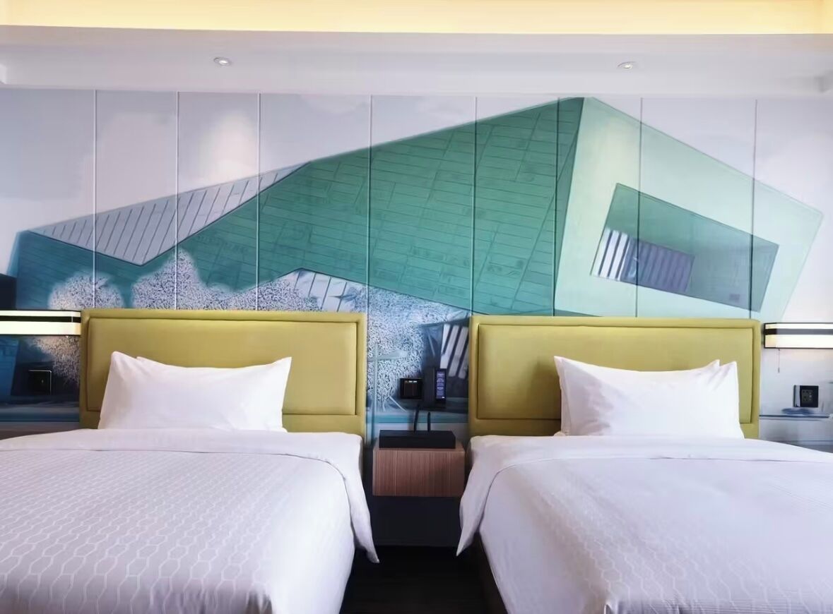 Comfort Twin Room | Desk, laptop workspace, blackout drapes, soundproofing