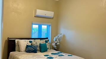 Fer et planche Ă repasser, Wi-Fi, draps fournis