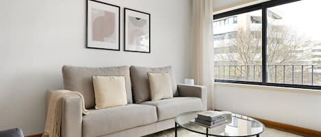 Fernseher, Stereoanlage