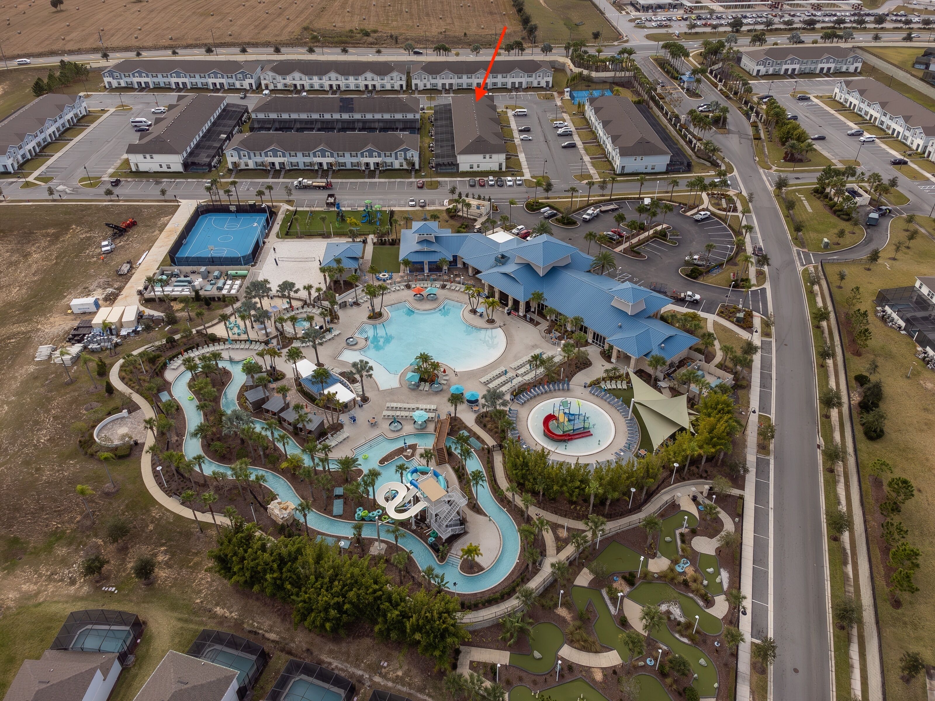 屋外プール、温水プール