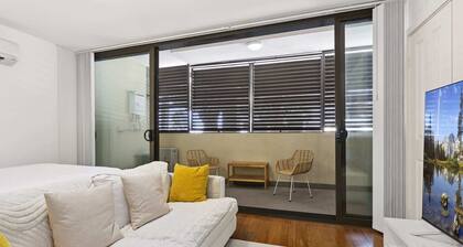 Ground Floor One-Bed with Courtyard Access