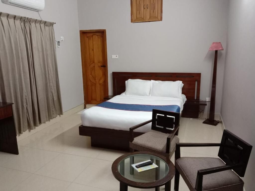 Deluxe Double Room, City View | Free WiFi