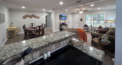 King Bed-Covered Patio-2 Bath